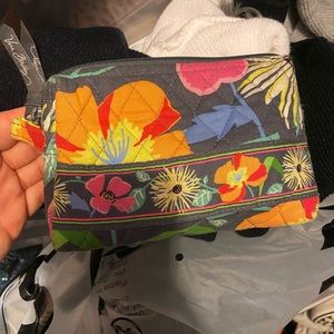 ✨VERA BRADLEY MAKEUP BAG✨